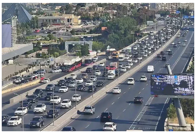 Bakının bir sıra yollarında tıxac yaranıb