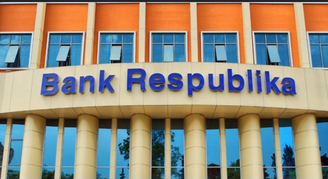 Jurnalistdən “Bank Respublika”ya ağır ittiham: “Əməkhaqqı hesabımı qanunsuz bloklayıblar”