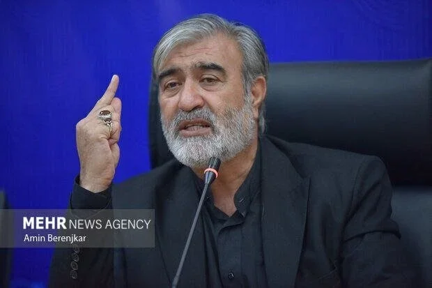 İran parlamentinin komitə sədri: ABŞ Yaxın Şərqdən çıxmağa məcbur olacaq