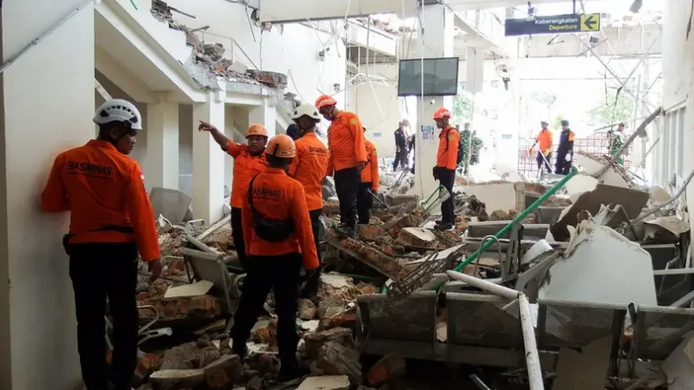 İndoneziyada ölənlərin sayı 38-ə çatdı - YENİLƏNİB 