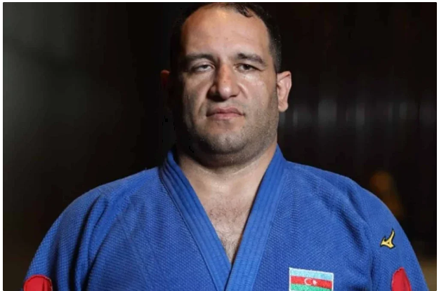 İlham Zəkiyev Avropa çempionatında finala vəsiqə qazanıb 