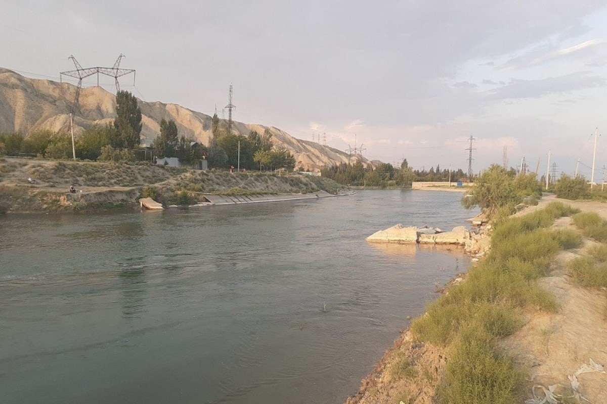 Samuxda bir nəfər kanalda batıb 