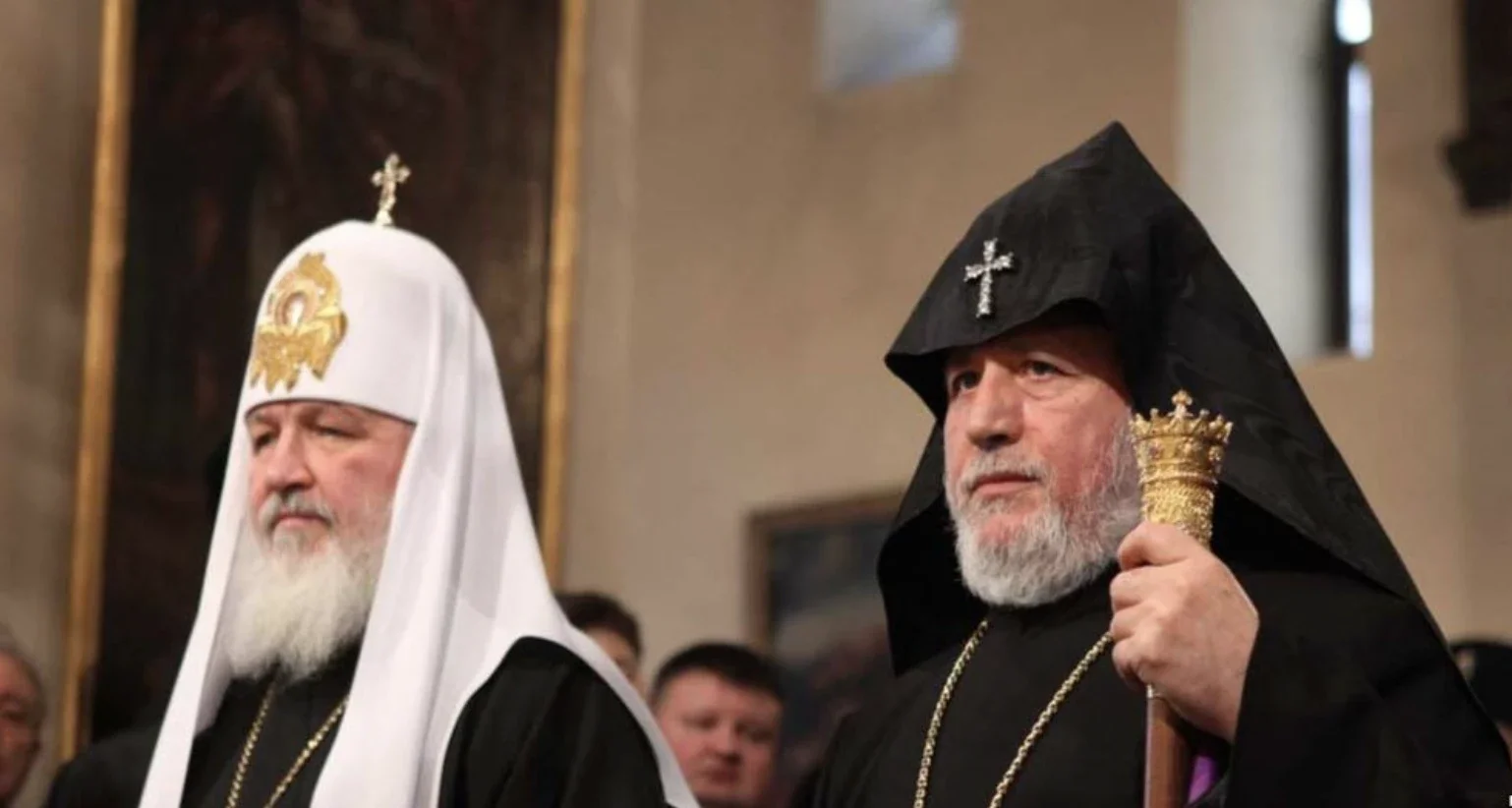 Rus Pravoslav Kilsəsi: Ermənistan hakimiyyəti Erməni Apostol Kilsəsinin işlərinə kobud müdaxilə edir