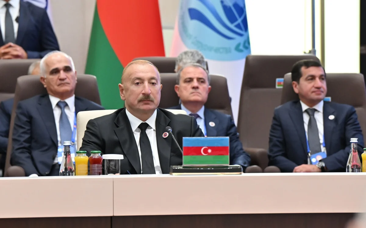 İlham Əliyevin sosial media hesablarında "ŞƏT plyus" formatında görüşündəki çıxışına dair paylaşım edilib