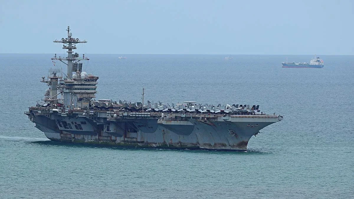 ABŞ Hərbi Dəniz Qüvvələrinin “A. Lincoln” aviadaşıyıcısı və müşayiət gəmiləri Taylanda çatıb