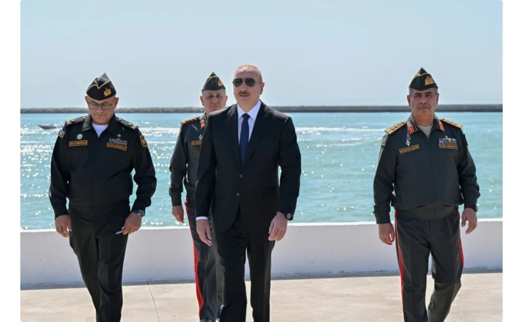 Prezident İlham Əliyev Hərbi Dəniz Qüvvələrində olub