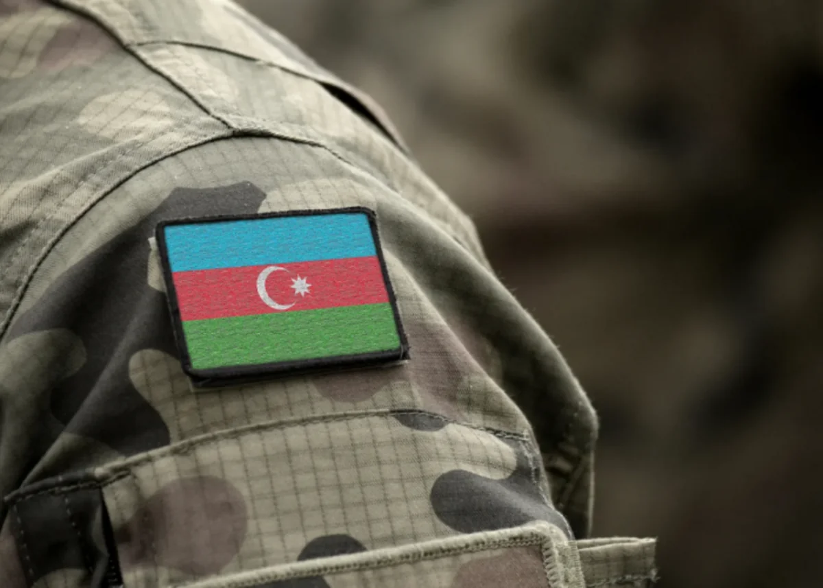 Təhsil dövrü 5 il olan hərbçilər üçün "leytenant" rütbəsinin müddəti azaldılır 