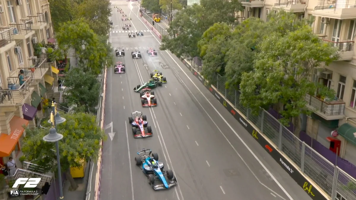 "Formula 2" üzrə Azərbaycan Qran-prisinin sprint yarışında qəza baş verib