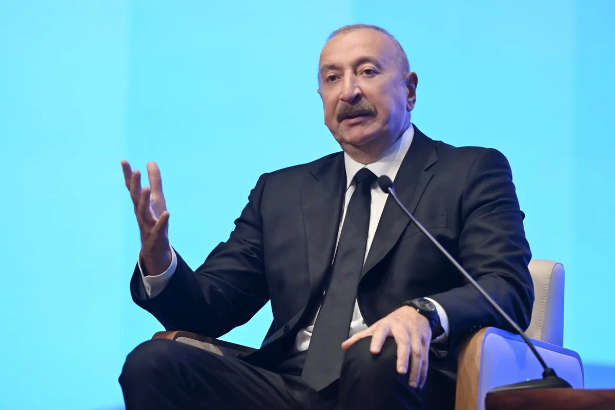 Azərbaycan Prezidenti investorlara saxta mediaya inanmamağı məsləhət görüb 