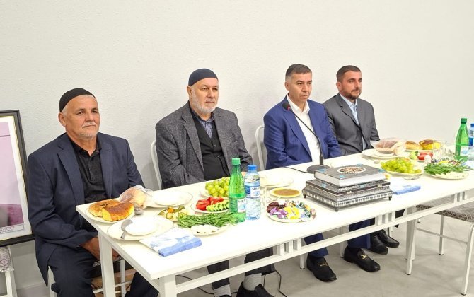Novxanıda 27 sentyabr Anım Günü ilə əlaqədar şəhid məzarları ziyarət olunub, ehsan süfrəsi verilib