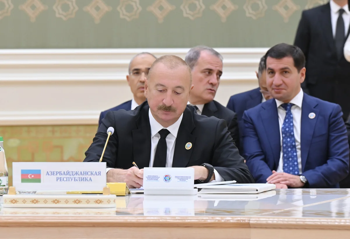Azərbaycan və Mərkəzi Asiya Dövlət Başçılarının 8-ci Məşvərət görüşündən sonra sənədlər imzalanıb 