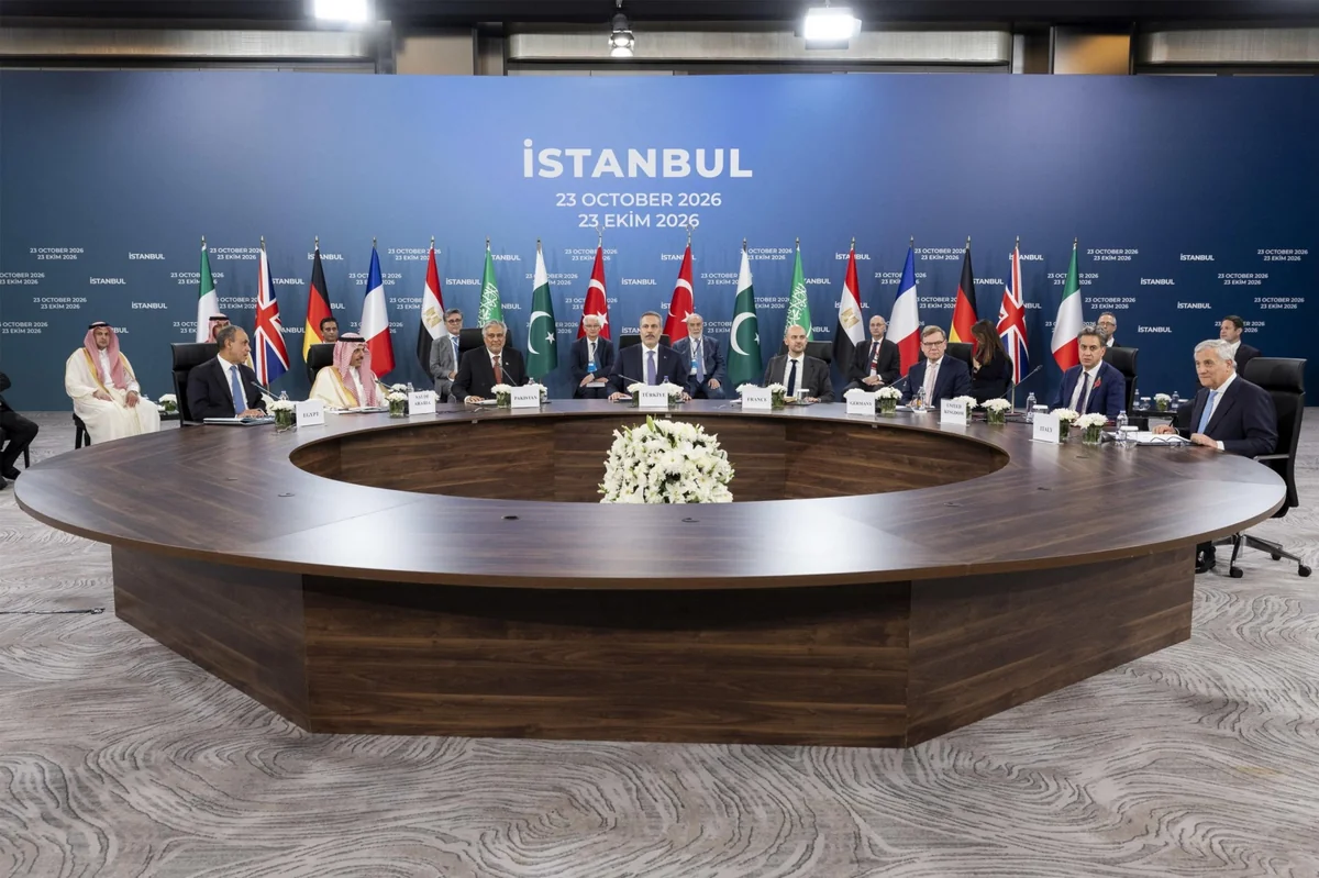 R4 və Avrotroyka regional münaqişələrin diplomatik yolla həllinə çağırıb