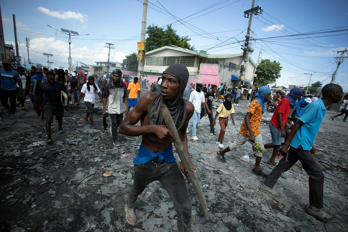 Salvador dörd vətəndaşını əsirlikdən azad etmək üçün Haitiyə qoşun göndərəcək 